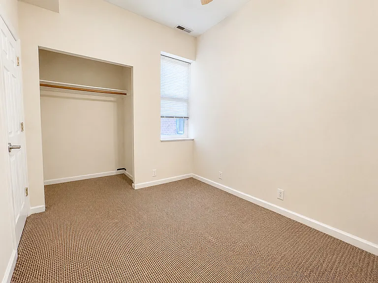 1828 Willington St — Photo 15