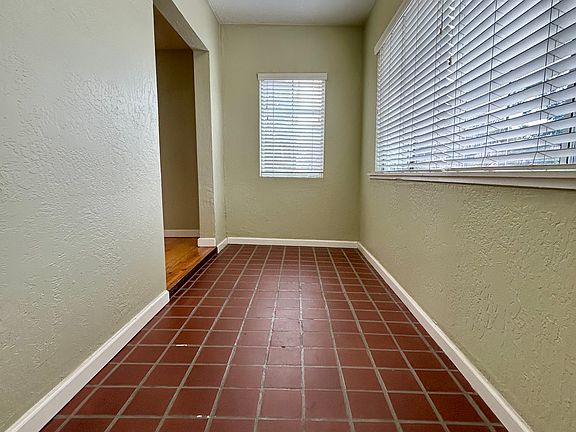 4th image of 1333 Jefferson St APT C