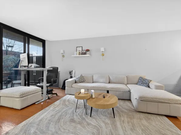 700 Grove St, Jersey City, NJ