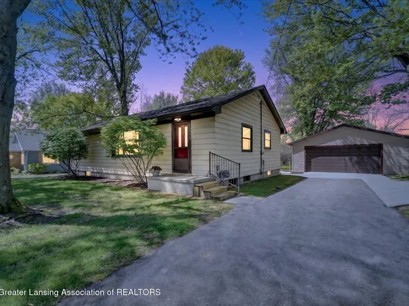 2253 N Eifert Rd, Holt, MI 48842