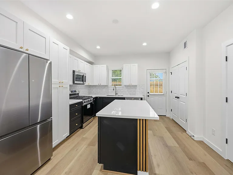 8412 Darien St #B — Photo 8