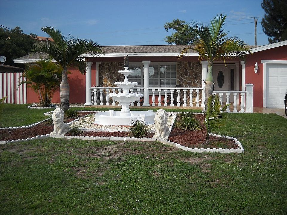 1st image of 625 NE 15th Ct