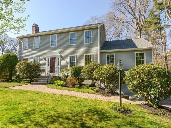 7 Angelo Way, Franklin, MA 02038