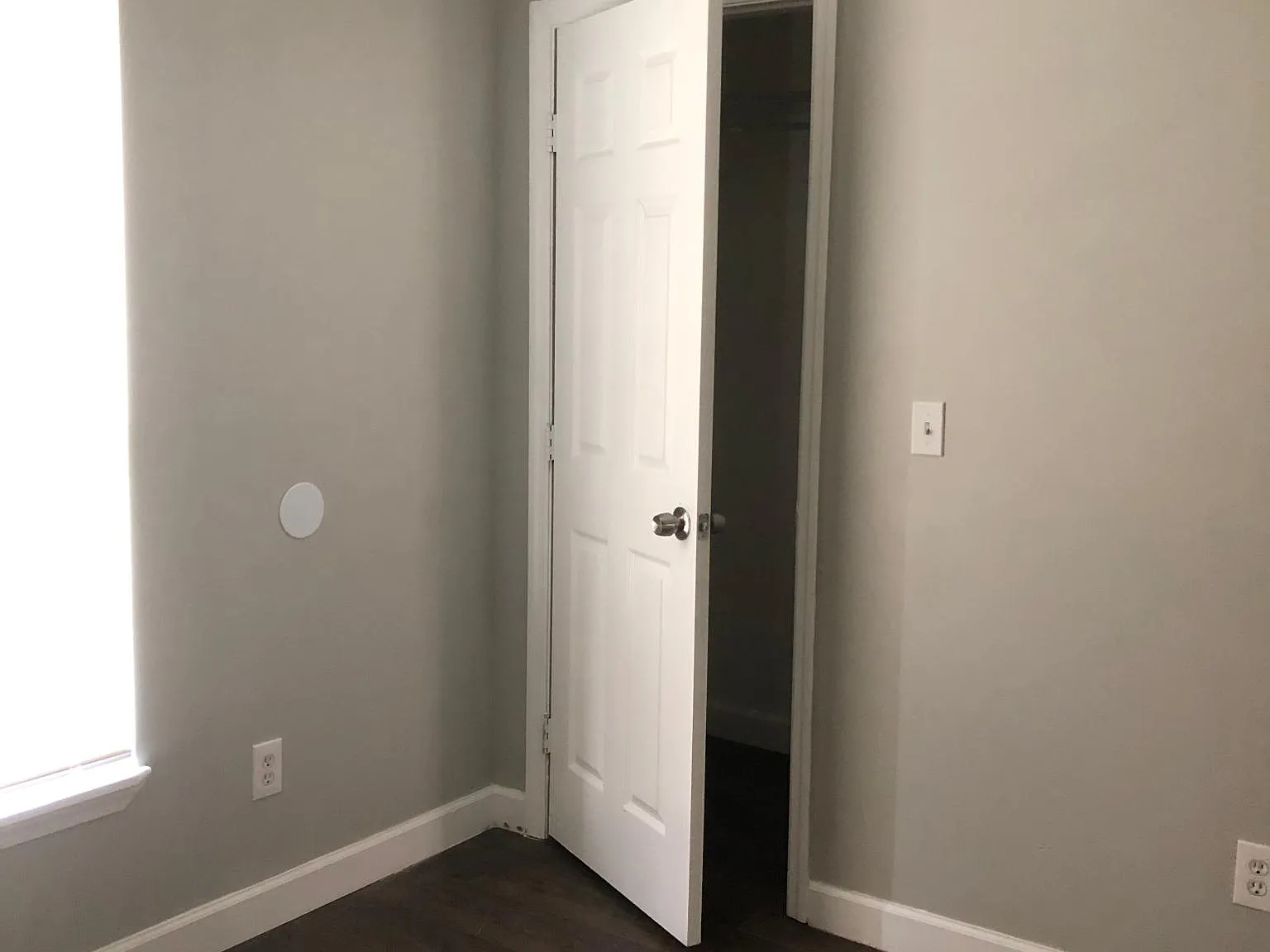 3 bed, 1000 sqft, $1,050 — Photo 4