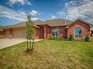 3512 Morgan Creek Rd, Yukon, OK 73099