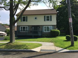 77 Hincher St, Rochester, NY 14612