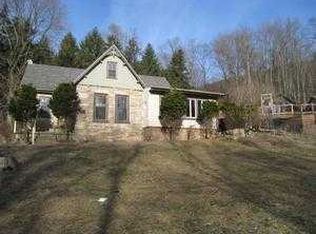 1810 Peters Mountain Rd, Dauphin, PA 17018