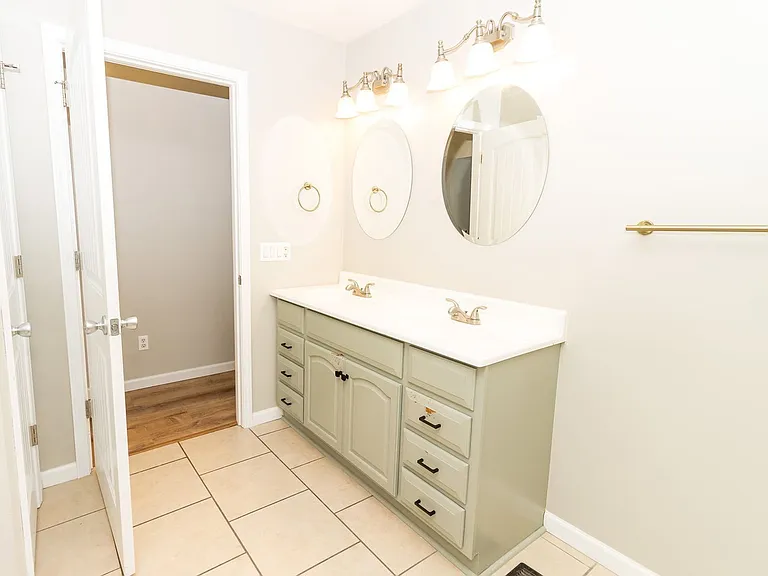 9134 Westminister Circle Dr — Photo 8