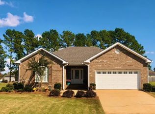 104 Meadows Ln, Troy, AL 36079