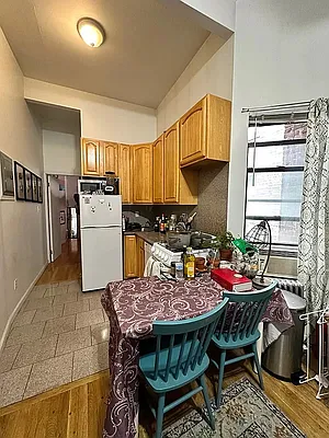 Rented by Compass | media 9