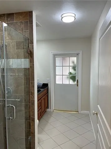 7940 SW 173rd Ter — Photo 8