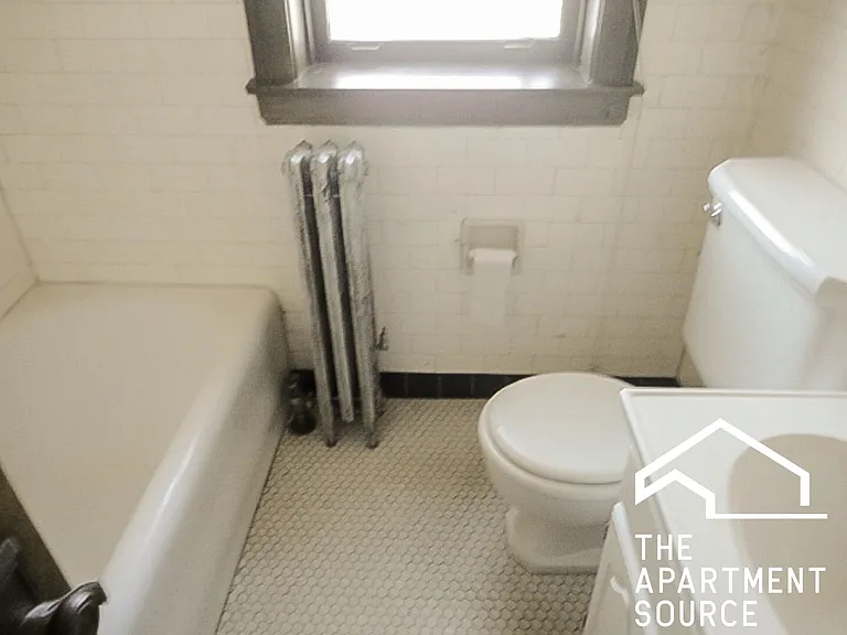 2617 W Berwyn Ave #3B — Photo 12