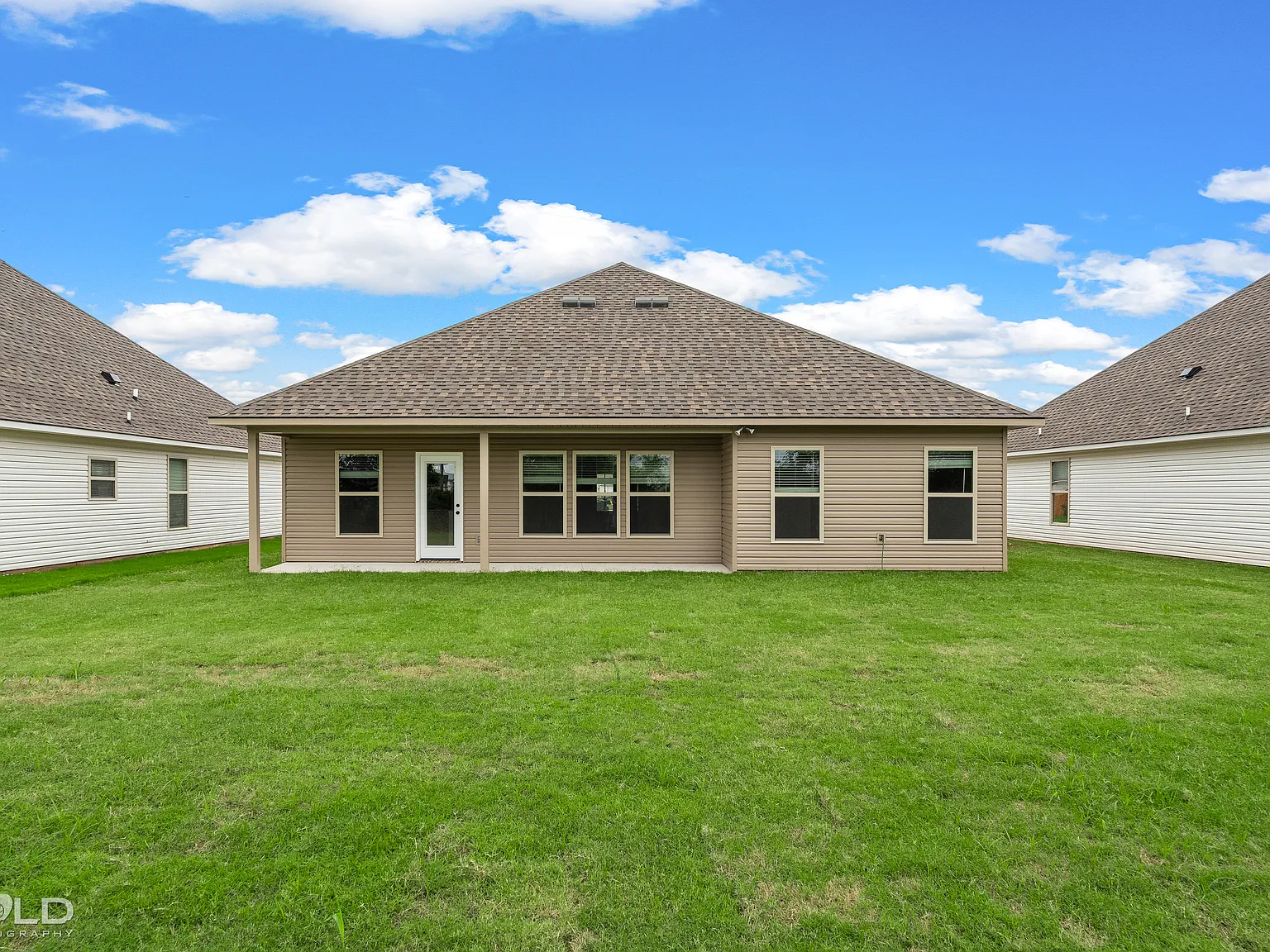 3 bed, 1482 sqft, $1,800 — Photo 2