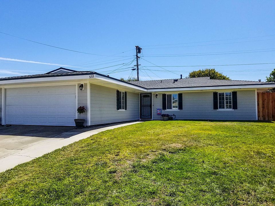 2nd image of 555 Carina Dr