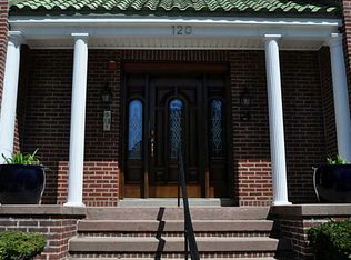 120 S Angell St APT 3, Providence, RI 02906