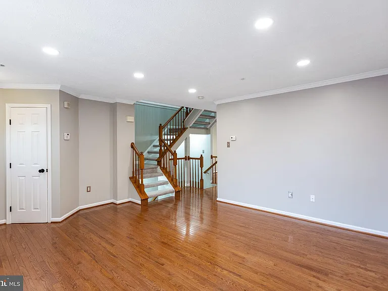 7920 Brightlight Pl — Photo 6