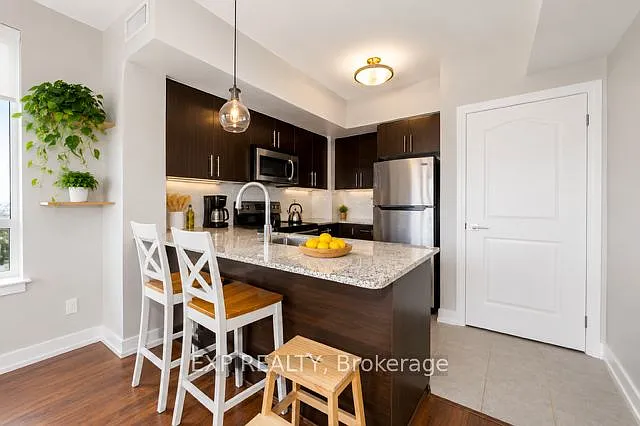 1070 Sheppard Ave W #1514 — Photo 17
