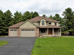 1952 62nd St, Somerset, WI 54025