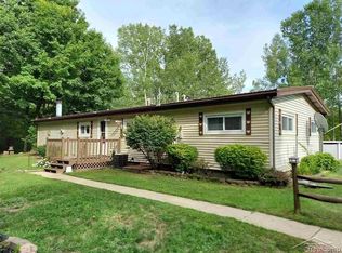 4707 Dixon Rd, Caro, MI 48723