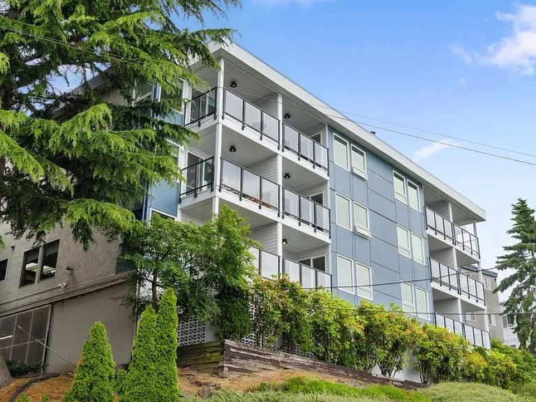 McGraw Park Condo