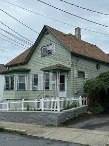 53 Bardsley St, Fall River, MA, 02723