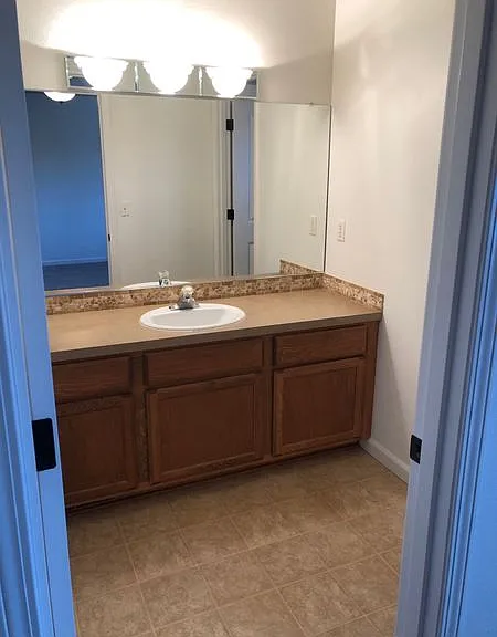 2507 NE 82nd Way — Photo 11