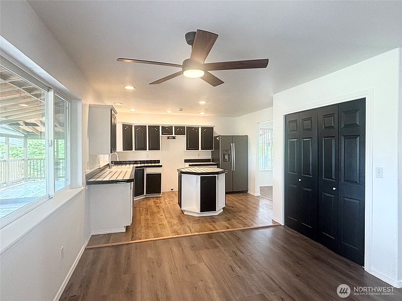 4th image of 2261 Pleasant Hill Road