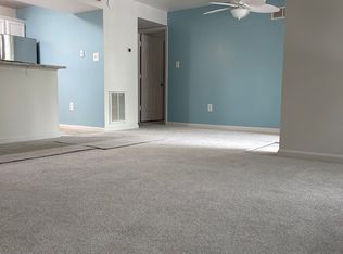5401 Oxford Dr APT 8, Mechanicsburg, PA 17055