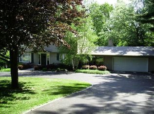 77 Hickory Ridge Rd, Rochester, NY 14625