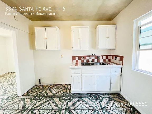 3rd image of 3374 Santa Fe Ave #6