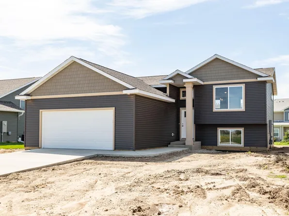 805 24th Ave NW, Austin, MN 55912