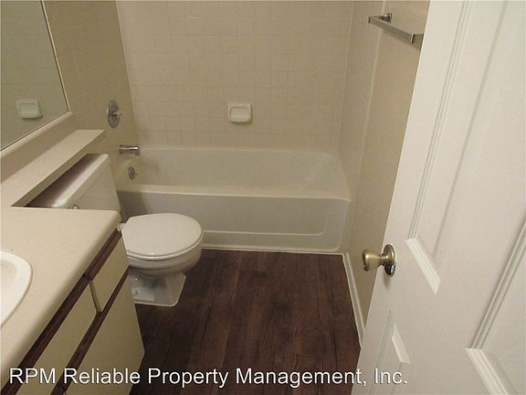 2nd image of 2131 Andover Dr