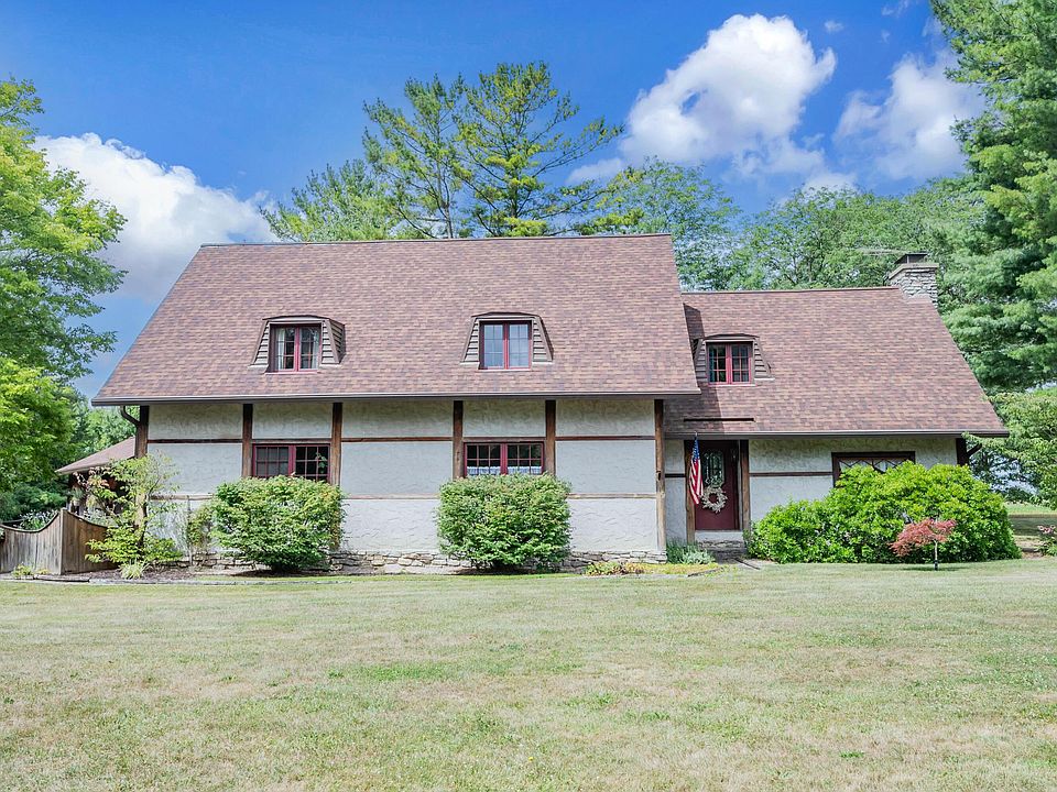 1st image of 4845 Quail Hollow Ln