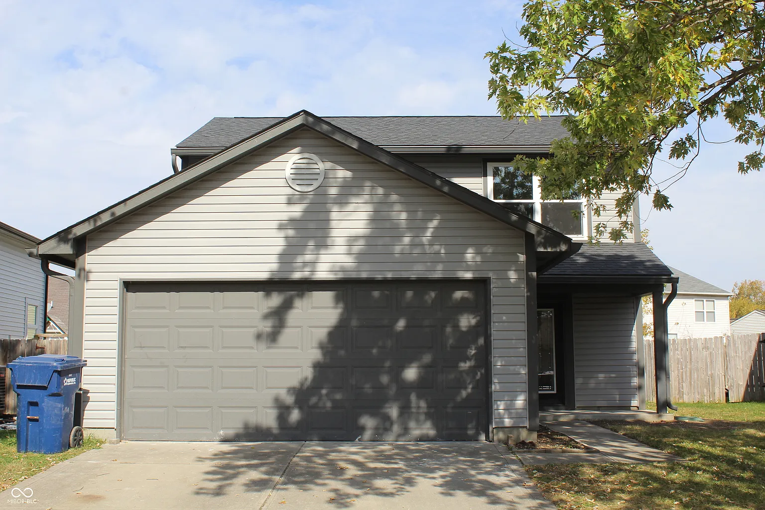6652 Greendale Ln photo 1