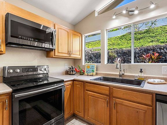 3rd image of 75-217 Nani Kailua Dr APT 173