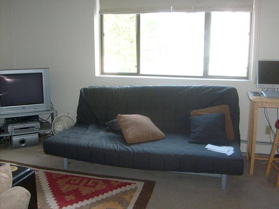 2nd image of 11 Adelaide Rd #1