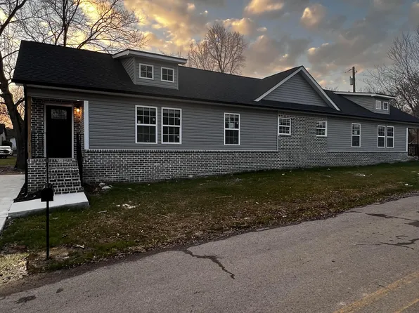 316 Chestnut St #A, La Fayette, GA 30728