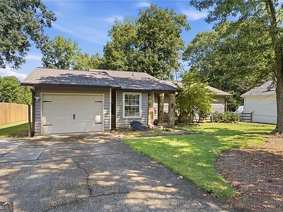 2nd image of 2835 Landington Way