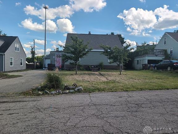 2nd image of 128 Loretta Dr