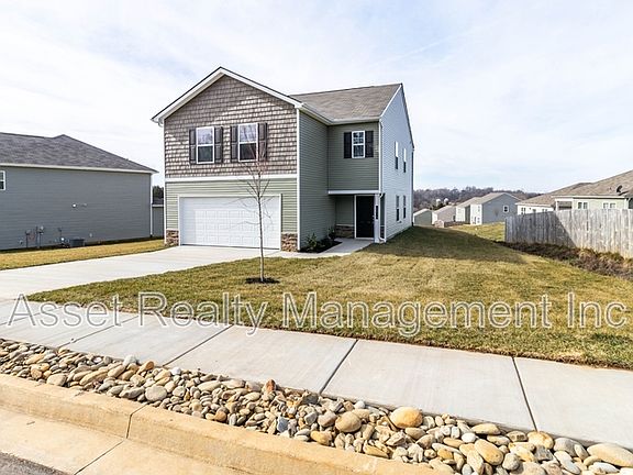 4th image of 2014 Southwood Cir