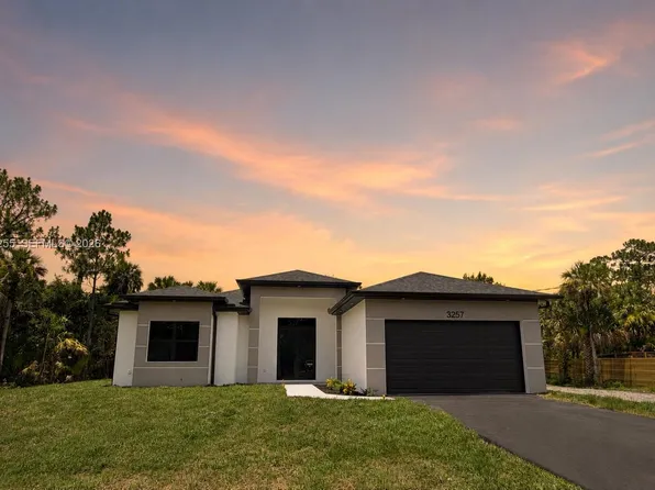 3257 Desoto Blvd S, Naples, FL 34117