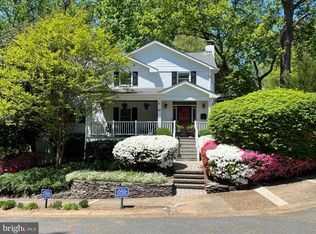 10 N Greenbrier St, Arlington, VA 22203