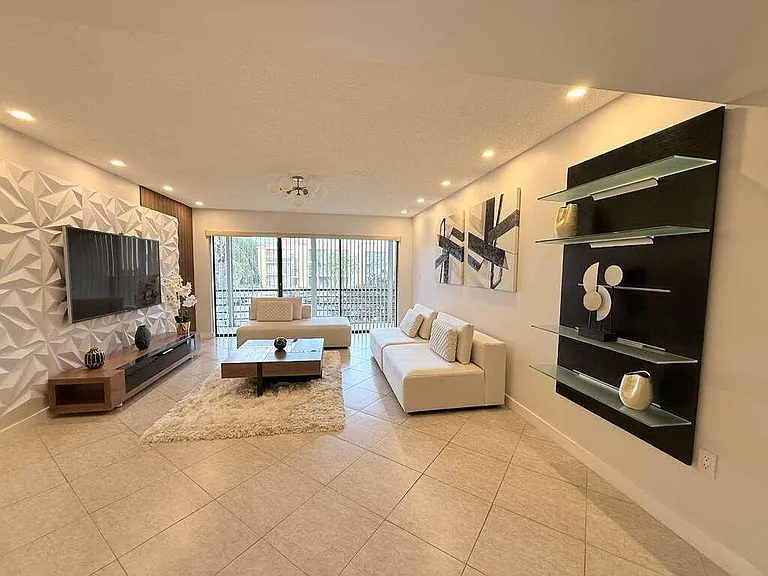 4040 N Hills Dr #26 — Photo 2