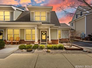 810 Livingston Ave NE, Grand Rapids, MI