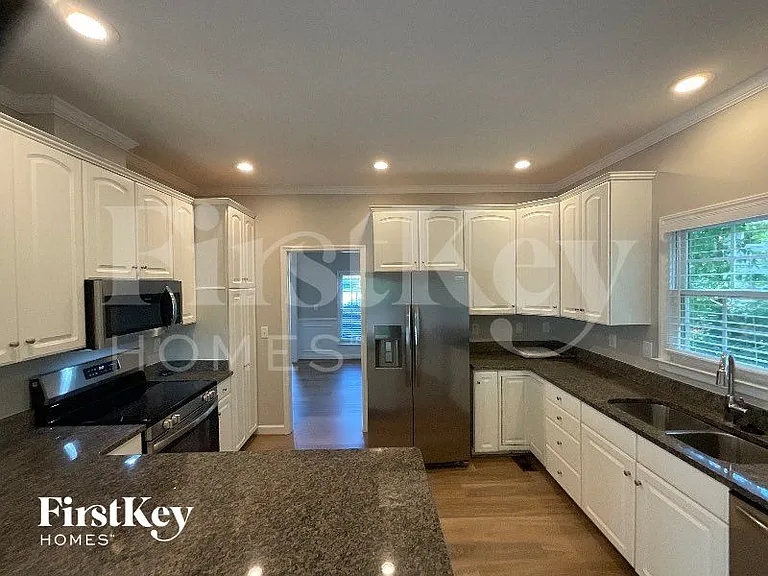 5888 Cottonwood Ln — Photo 5