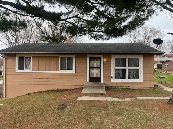 917 N Day Ave, Rockford, IL 61101