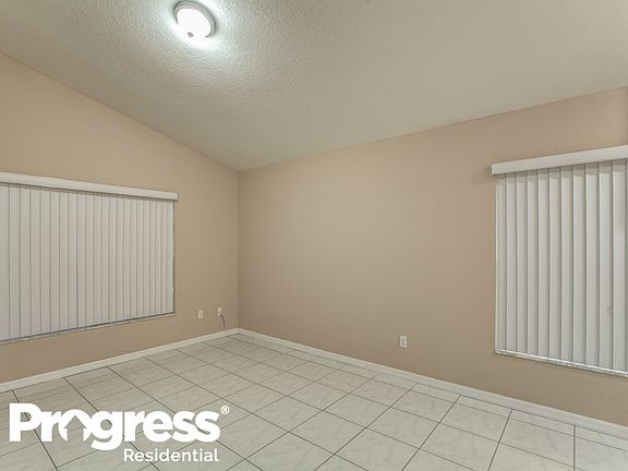 3rd image of 4202 Shadow Creek Cir