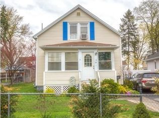 39 Roanoke Ave, West Springfield, MA 01089