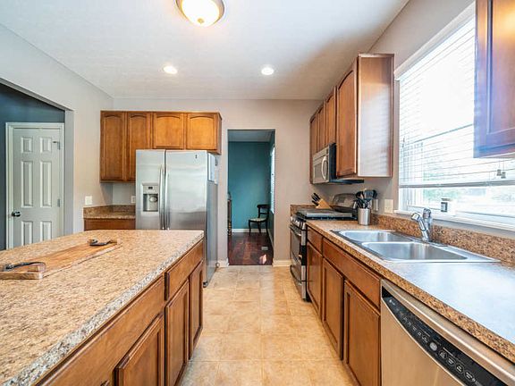 5th image of 4587 Grand Strand Dr