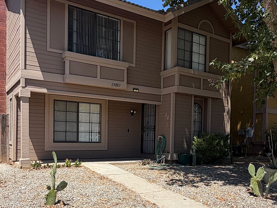 1st image of 23883 Parkland Ave
